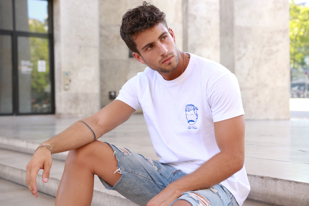 Le T-shirt Blanc : Un Basique Indémodable De La Mode Homme - Blog Mode